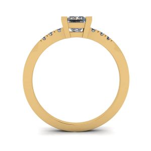 Princess Cut Diamond Ring with 3 Small Side Diamonds Yellow Gold - Photo 1