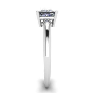 Princess Cut Simple Solitaire Ring in White Gold - Photo 2