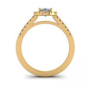 Oval Diamond Ring Yellow Gold - Photo 1