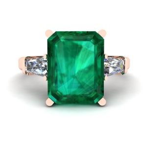 3 carat Emerald Ring with Side Diamonds Baguette Rose Gold