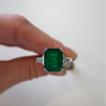 3.31 carat Emerald and Side Trillion Diamonds Ring, Image 11