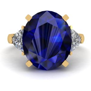 Three Stone Ring with Sapphire Yellow Gold